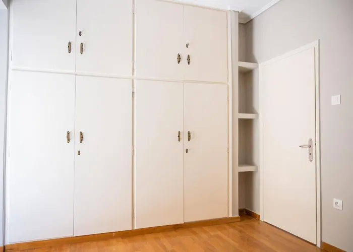 Navarinou Apartment By Hsh