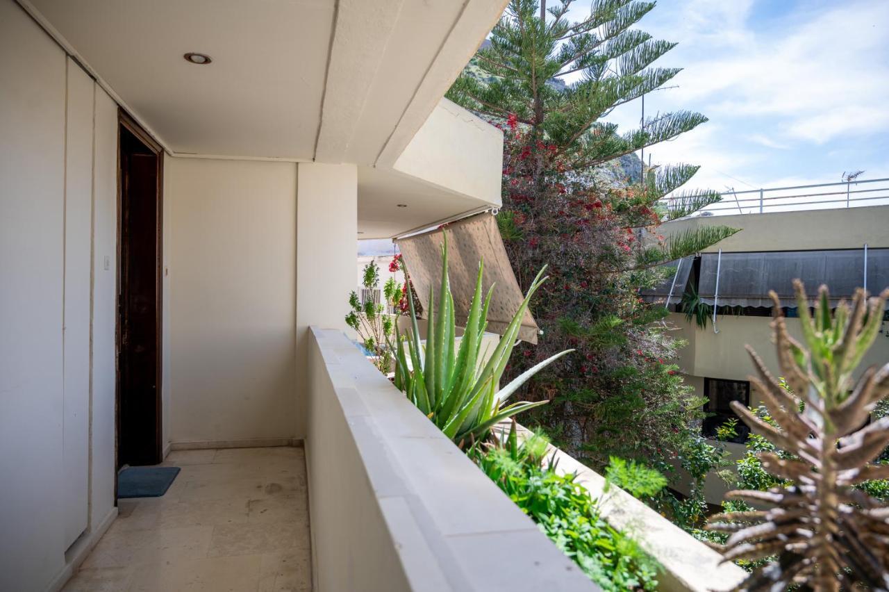 Navarinou By Hsh Apartment